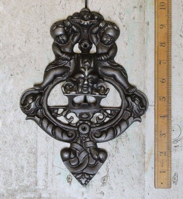 Bottle Opener Wall Mounted FIGURINE Dec