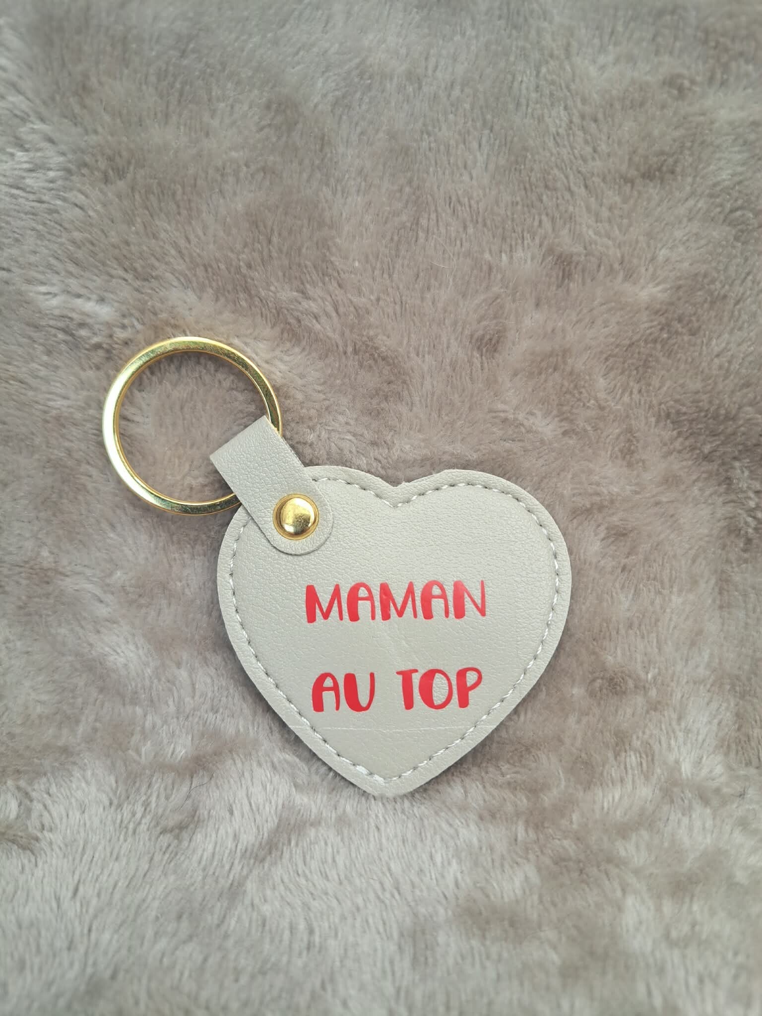 Porte-clé gris MAMAN AU TOP