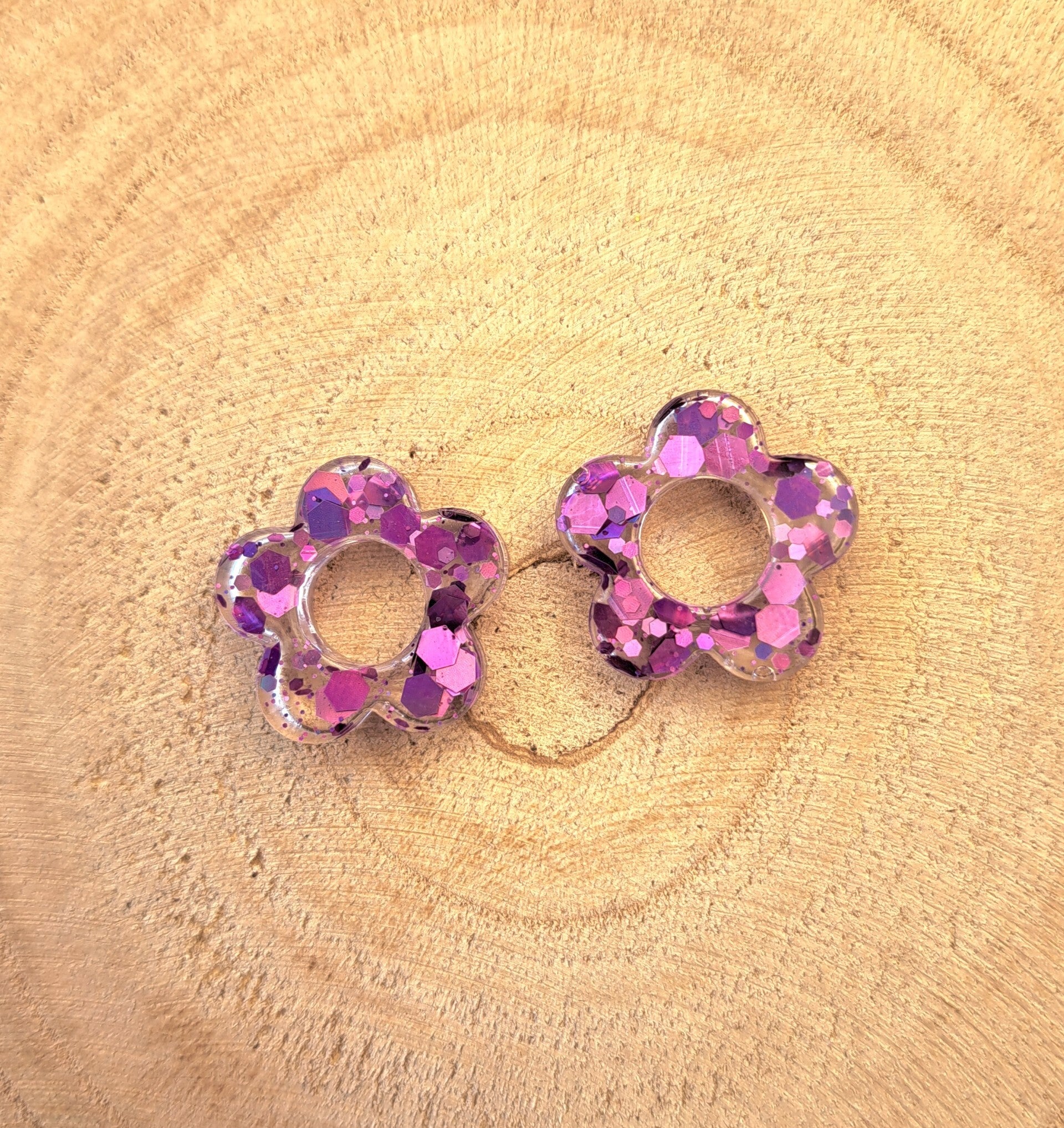 Fleurs paillettes mauve