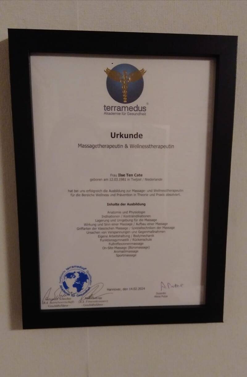 Urkunde meiner Weiterbildung als Massage-Praktikerin