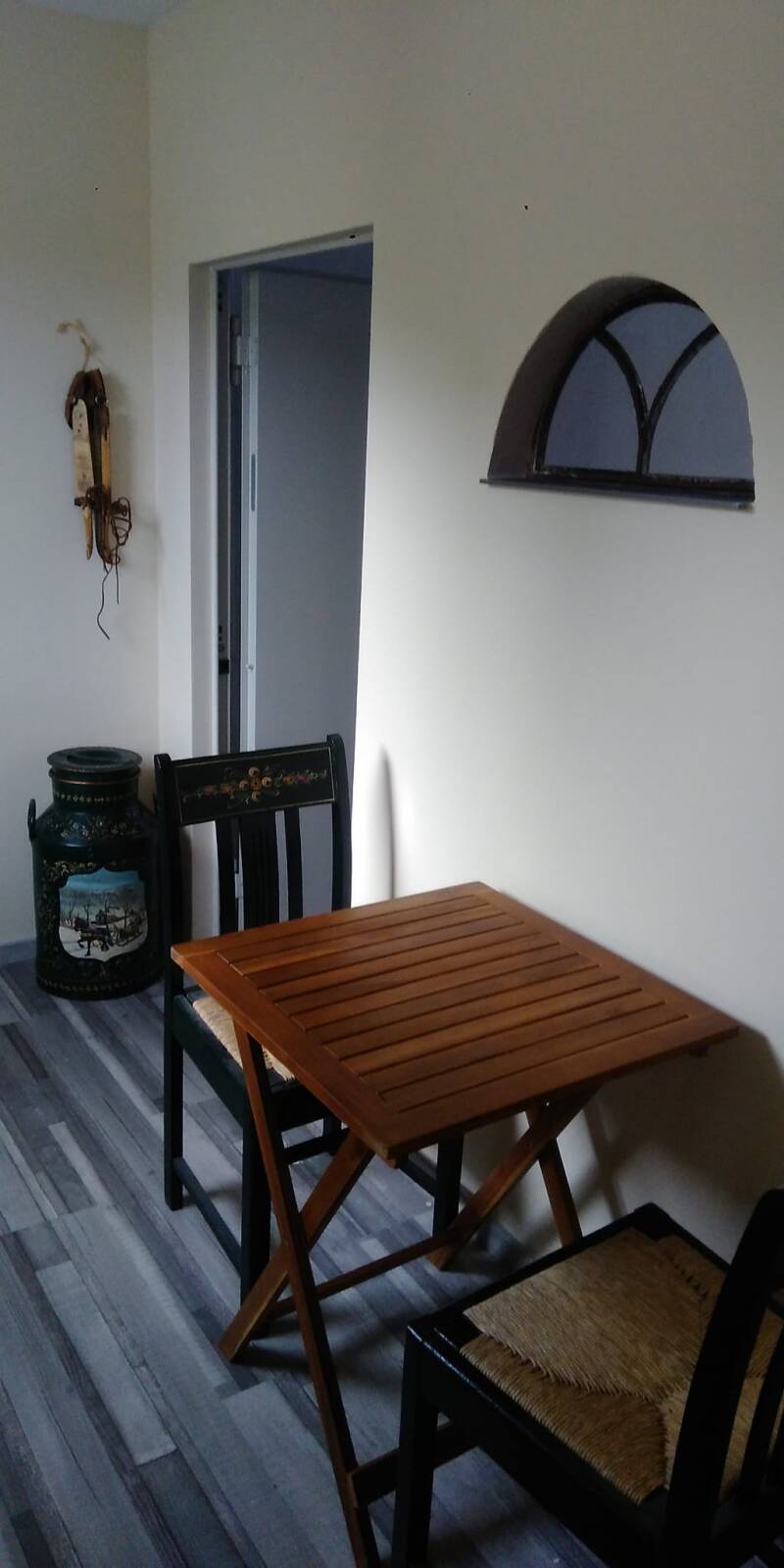 Cozy breakfast nook / gezellige zithoek in B&B FriesenStee