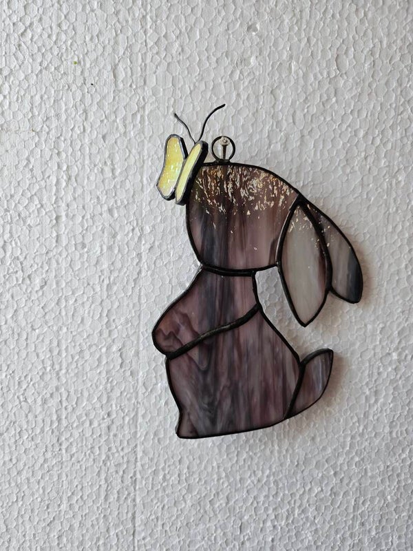 Konijntje met geel vlindertje