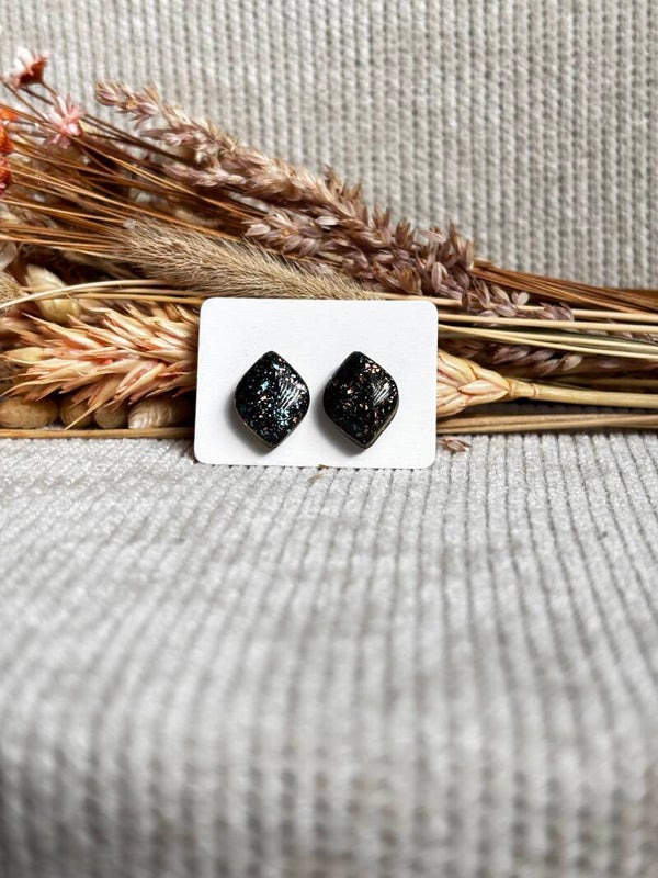 Black galaxy studs