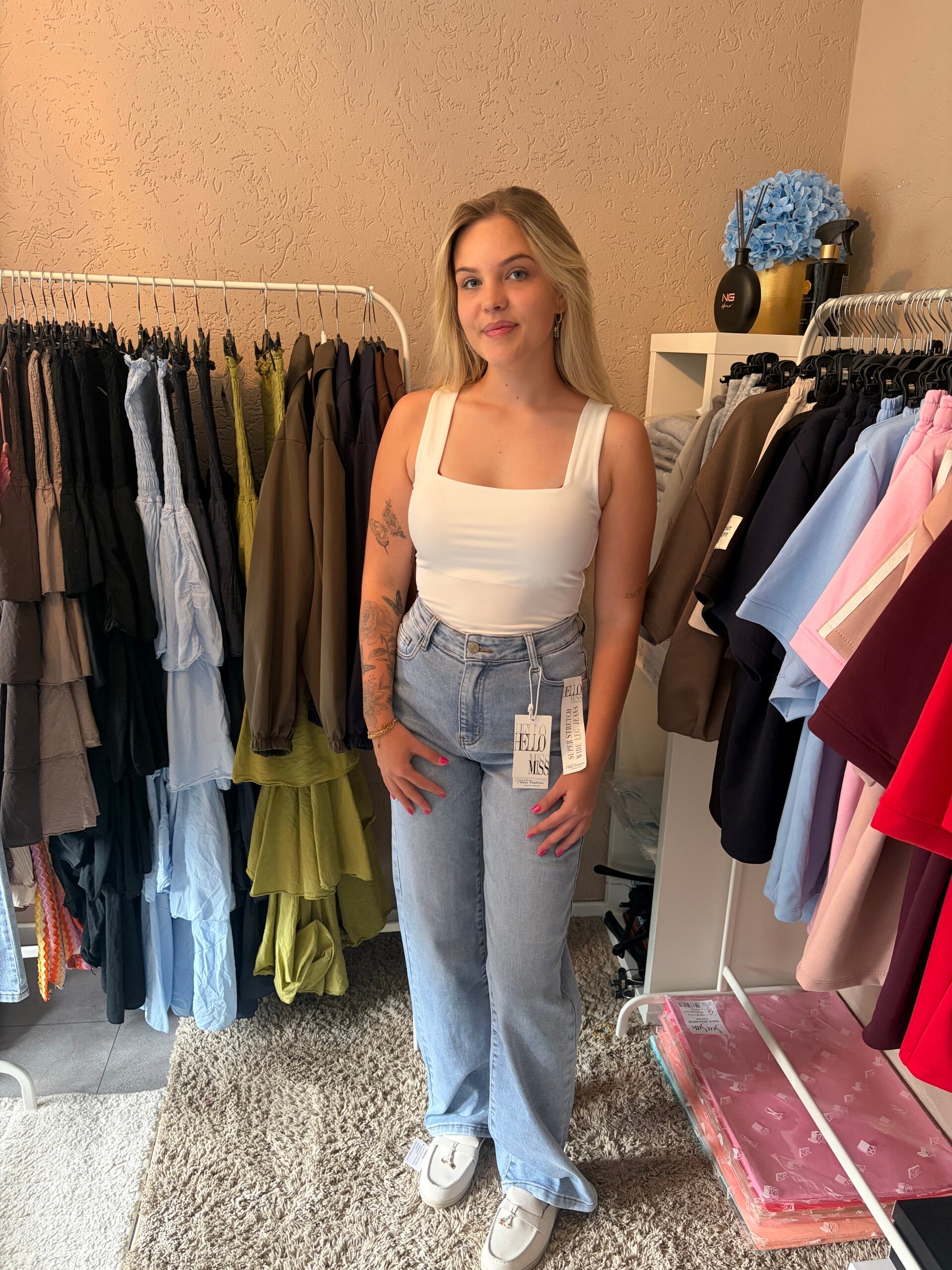 Hello Miss Broek