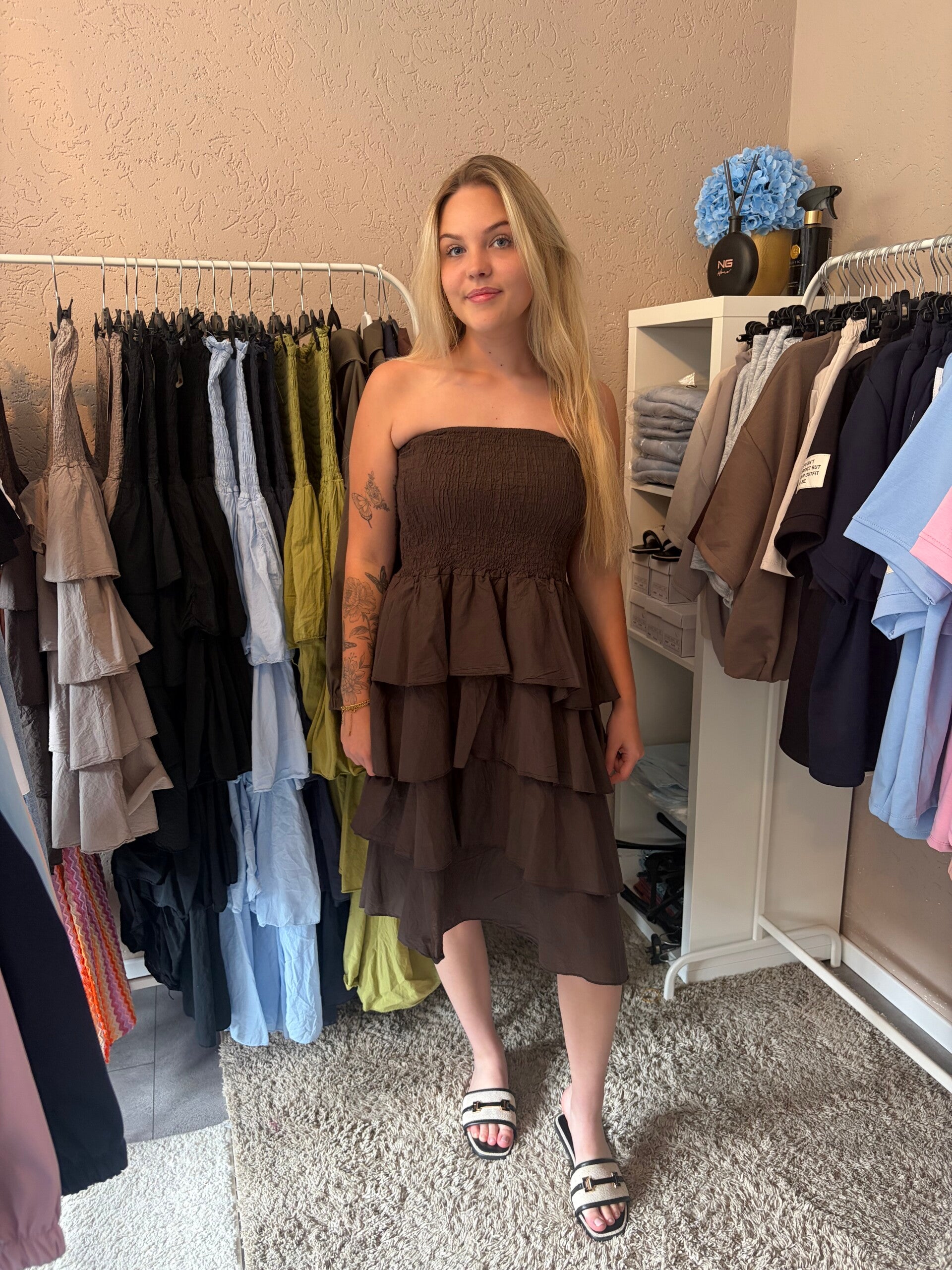Livia Dress kort Bruin