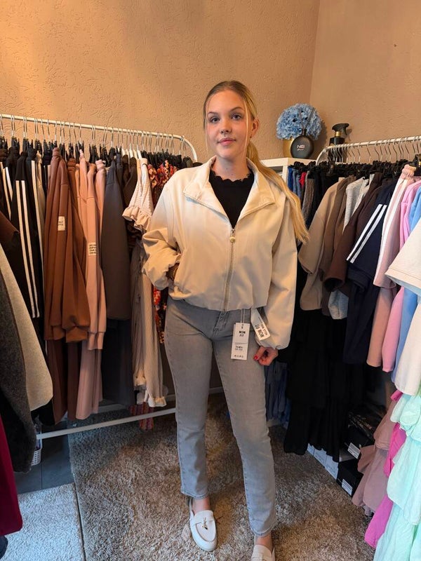 Lisa Bomber Wit