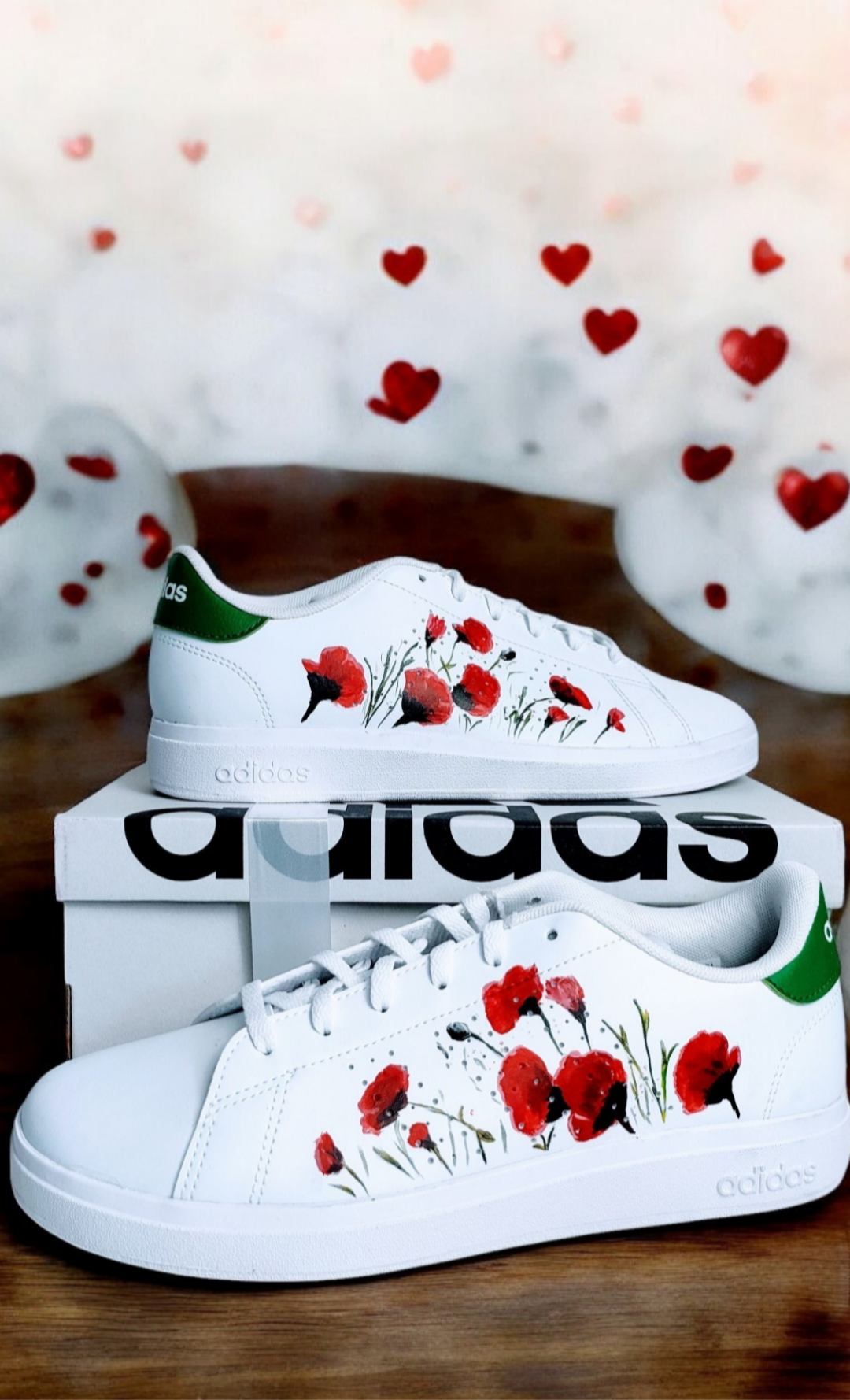 Baskets Adidas Stan Smith Advantage customisées sur le thème du coquelicot
