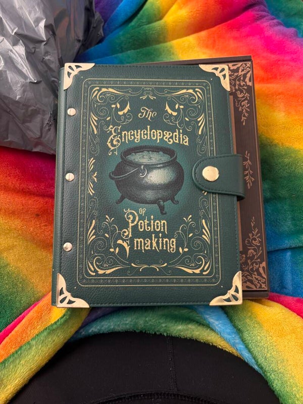 The encyclopaedia of potion making notebook✨📚