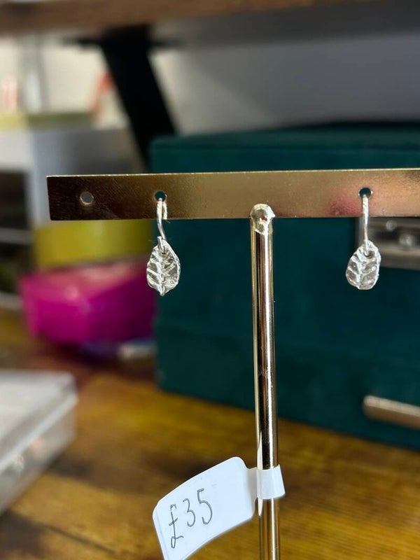 Silver leaf earrings🍂