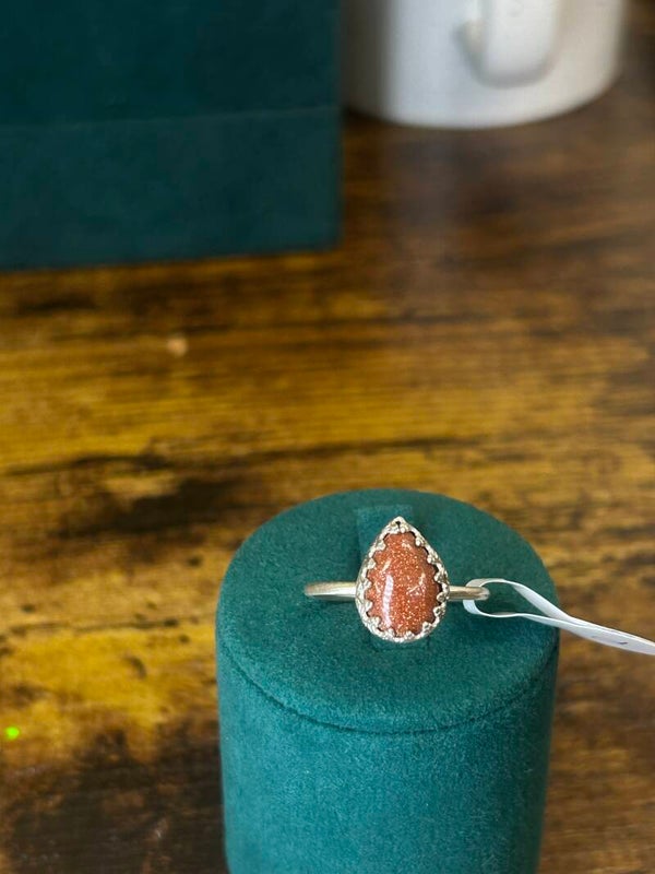 Goldstone Ring Size P✨