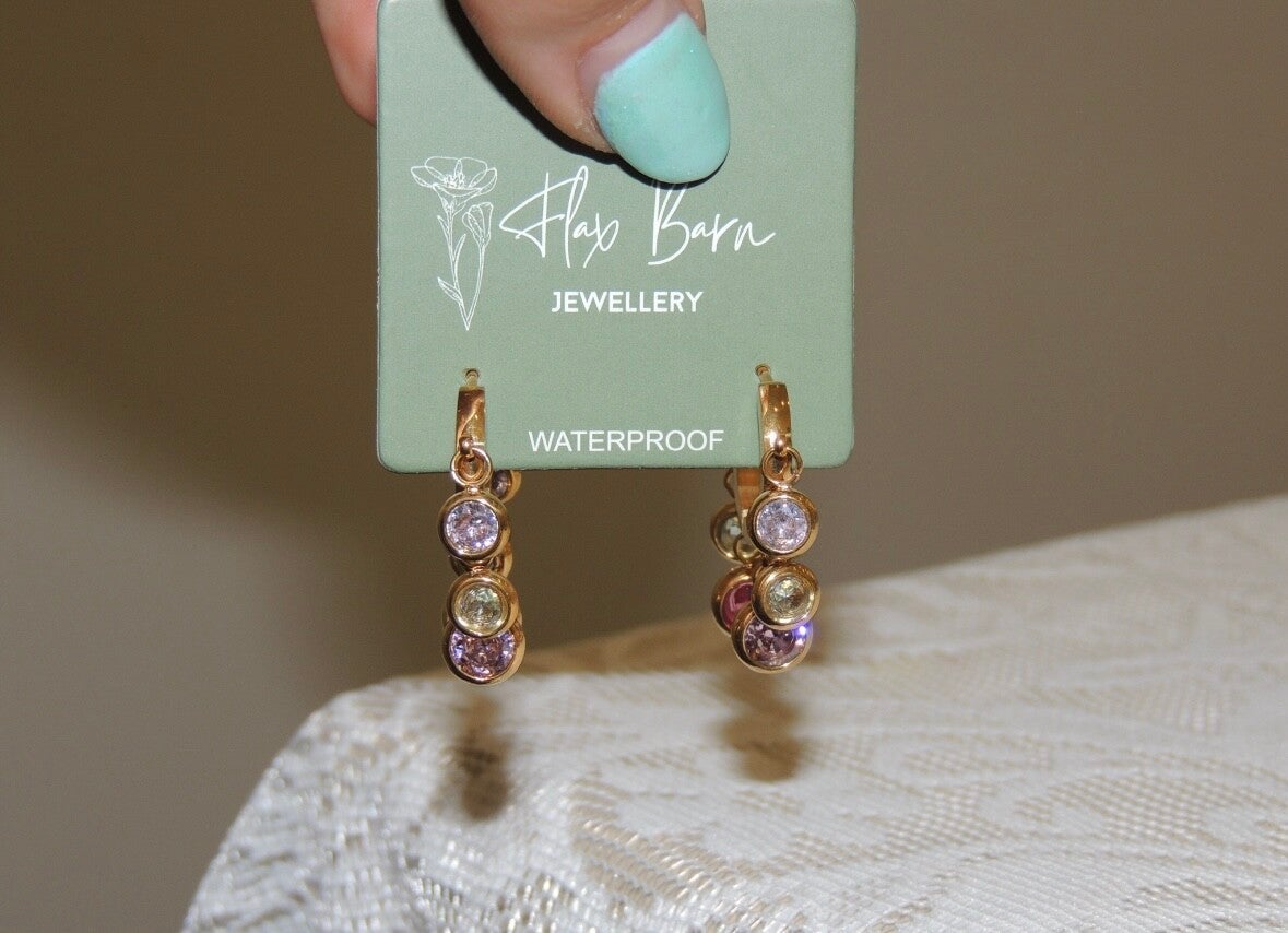 Crystal confetti earrings✨