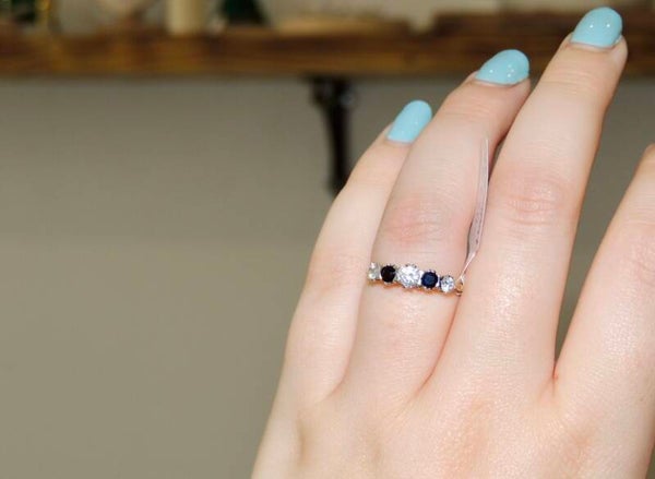 Vintage upcycled 9ct sapphire and CZ ring✨