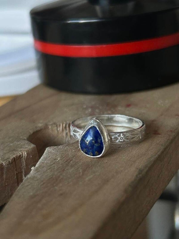 Lapis Lazuli Ring Size L💙
