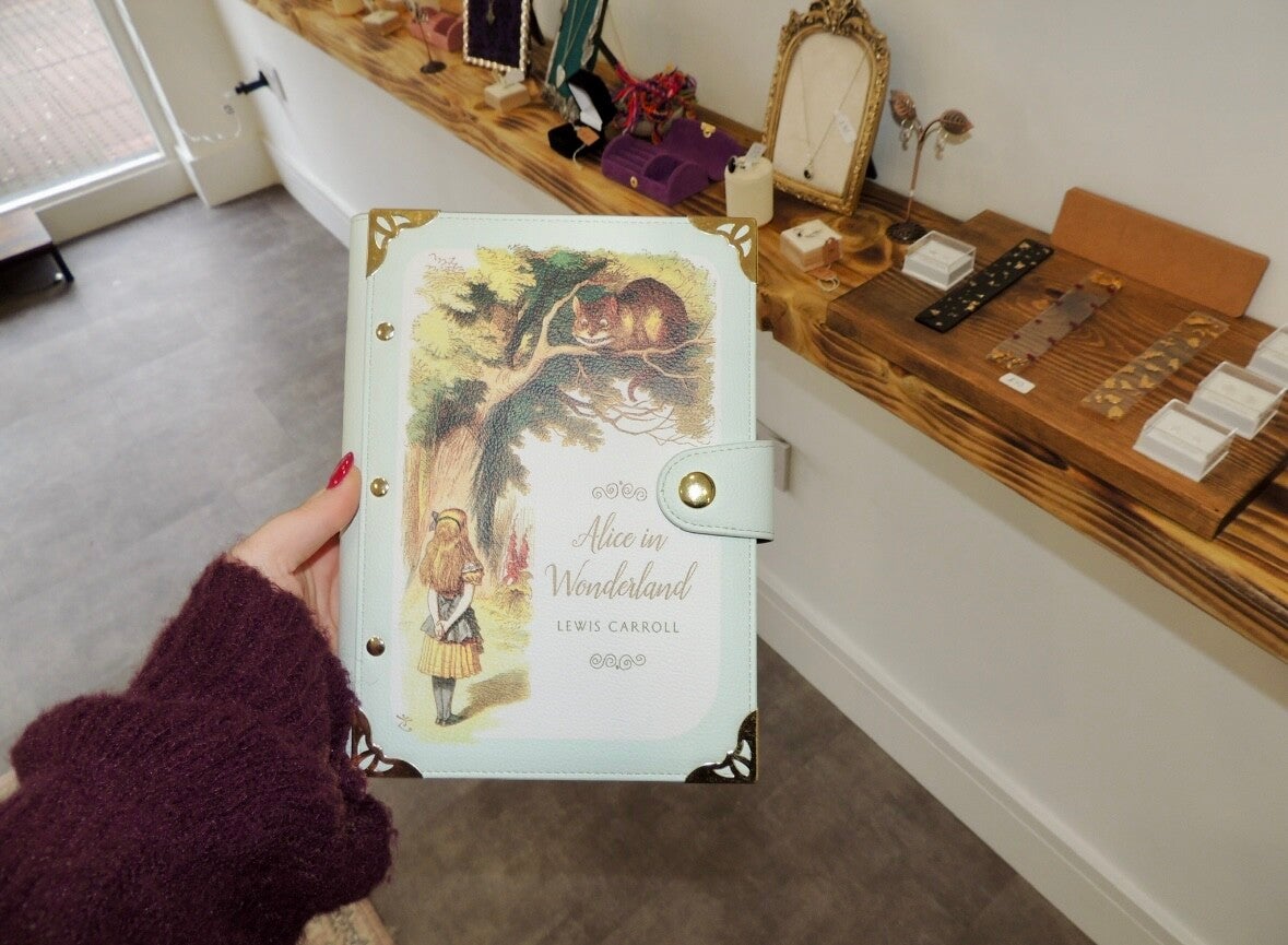 Alice in wonderland notebook📚✨