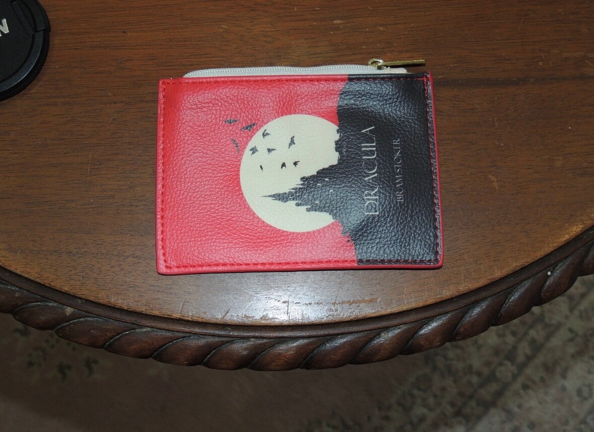 Dracula coin purse📚🧛