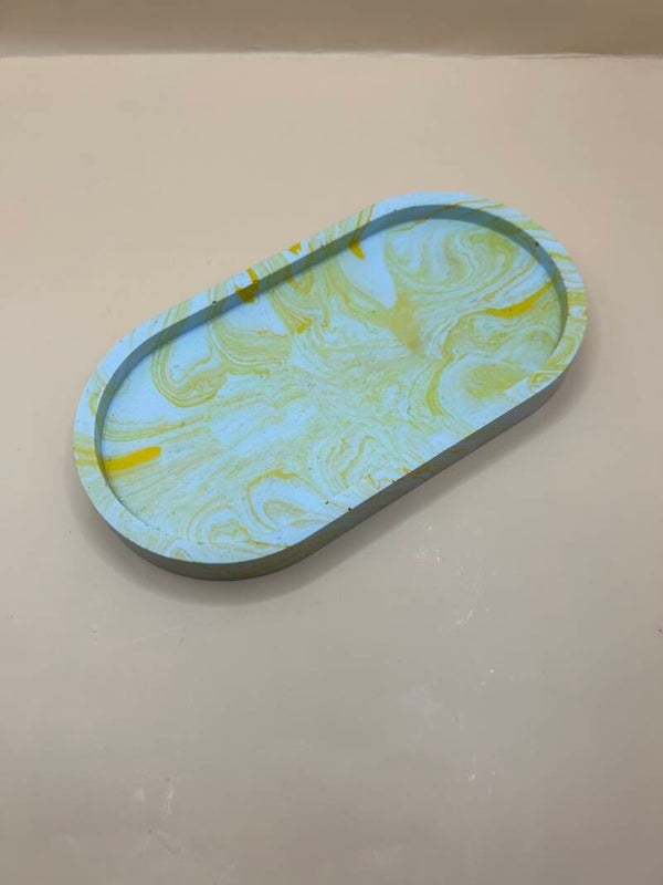 Plateau jesmonite bleu et jaune