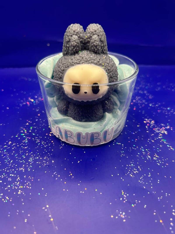 Labubu noir