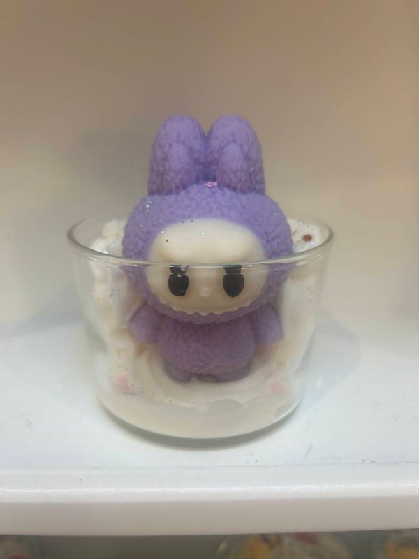 Bougie labubu