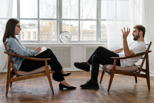 man met adhd in therapie