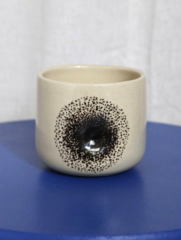 knijpkopje - zwart gat