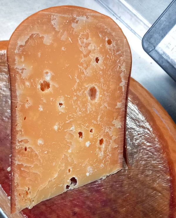 Bogrado "Type Parmesan van Hollandse bodem"  € 0,50  extra vacumeren per stuk kaas