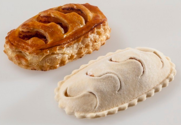 < THUIS AFBAKKEN ...  Piri piri broodjes 2 stuks bevroren bakadvies hete lucht oven 185°, conventionele oven 225° ± 25 min.