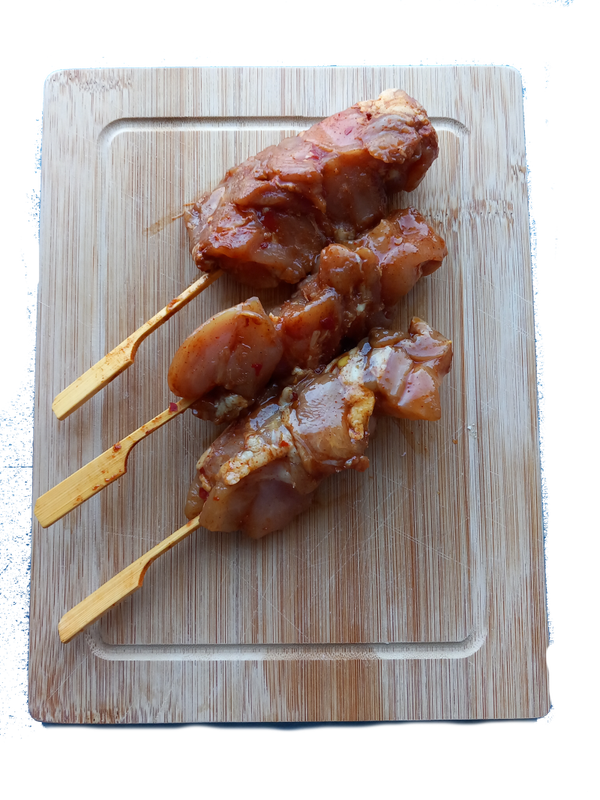 Saté van kippendijen ca. 200 gr.    bevroren