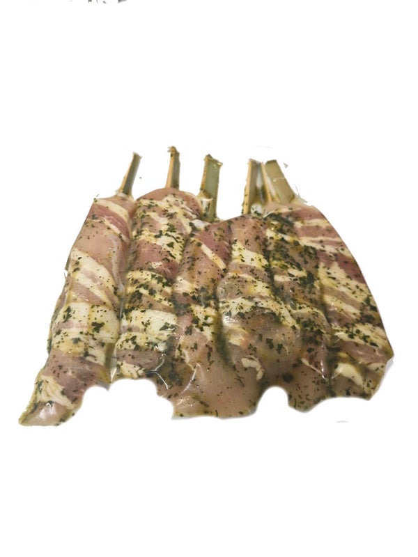 Gemarineerde pesto kip spiezen omwikkelt met spek 6 stuks ca. 500 gram   bevroren