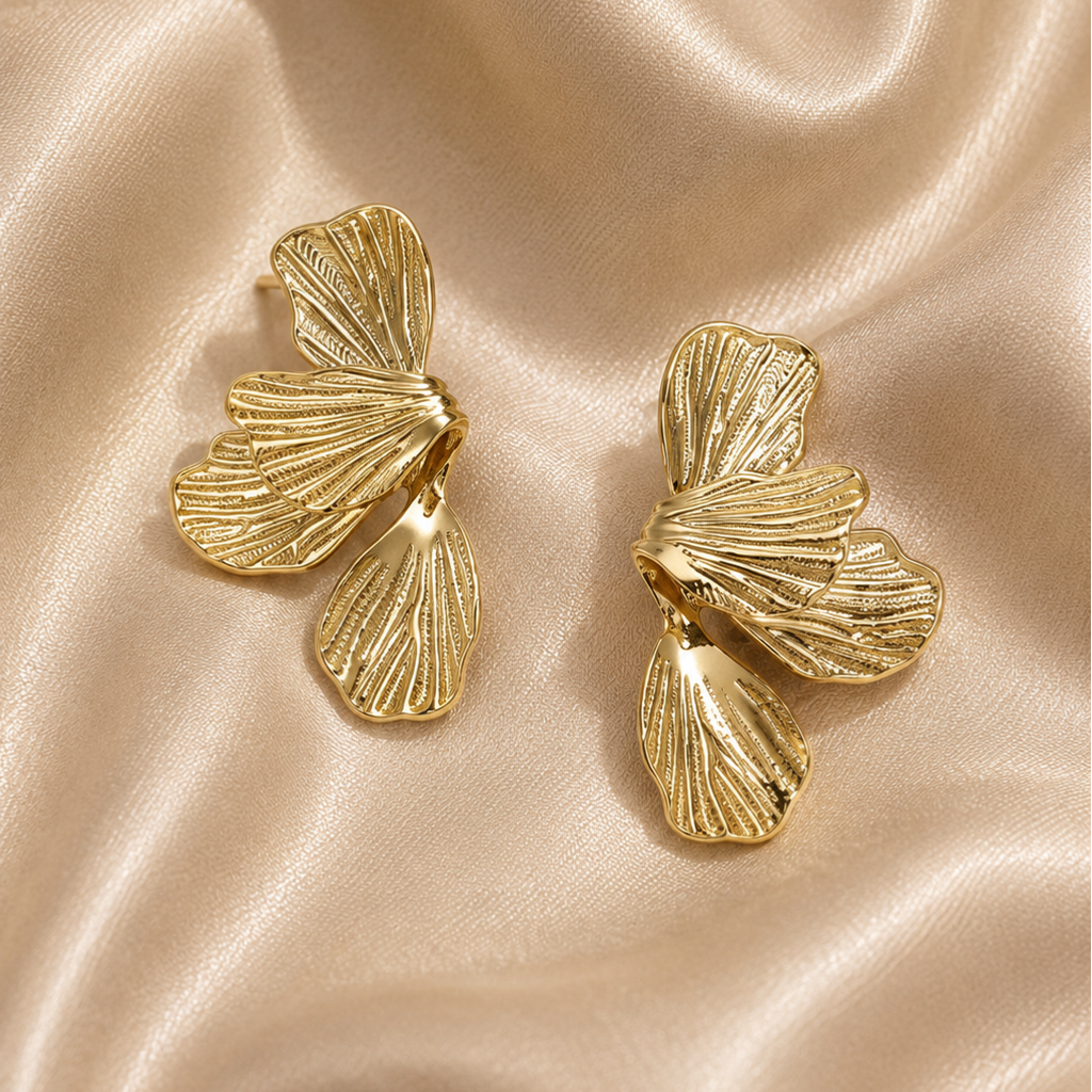 Boucles d’oreilles demi fleurs