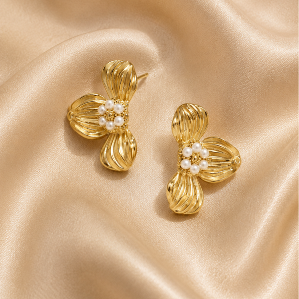 Boucles d’oreilles demi fleurs