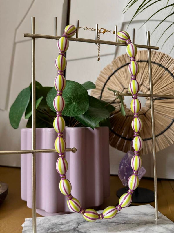 Handgeschilderde kralenketting | Lime/Paars