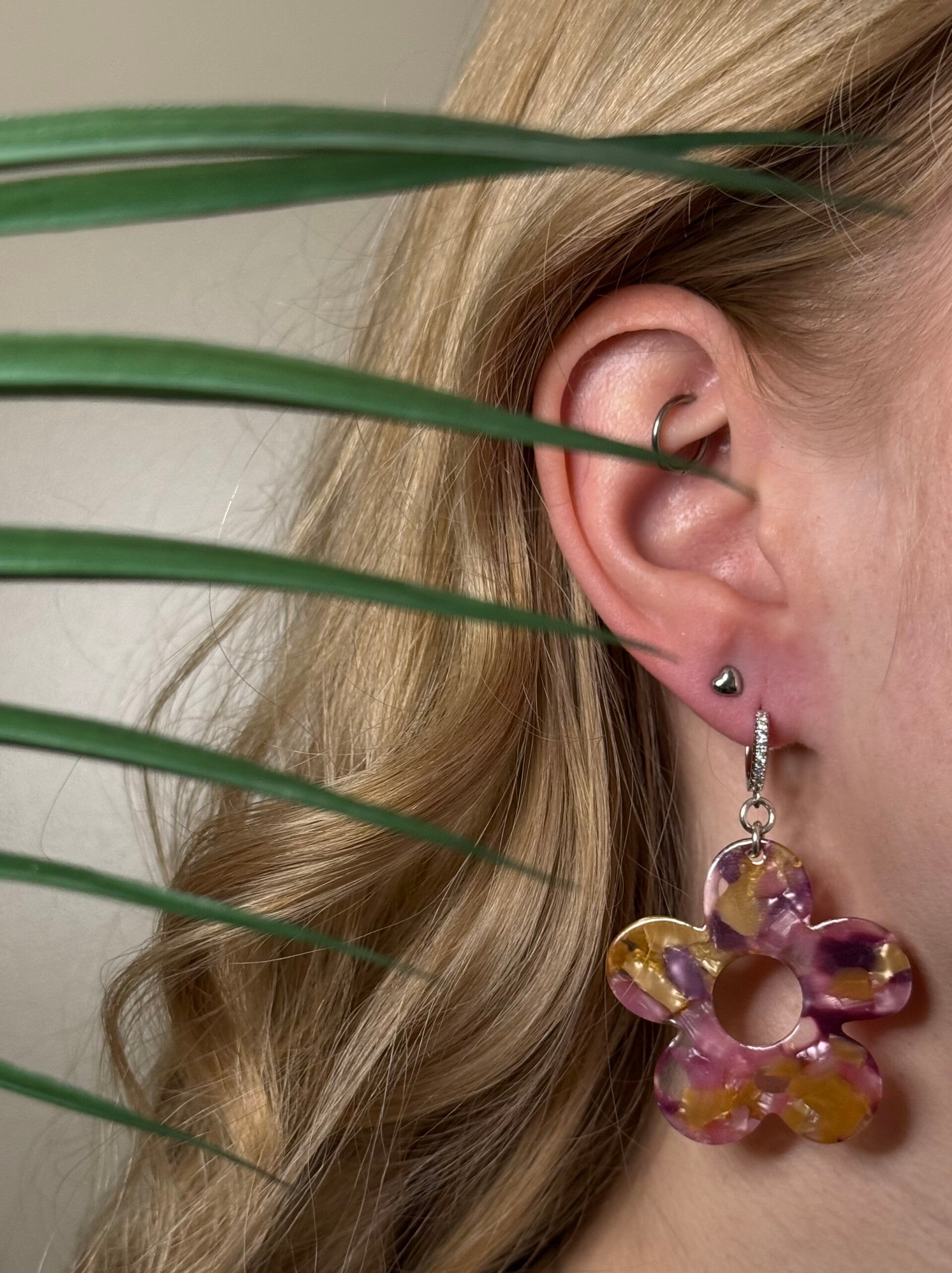 Acryl multi flower, zilver/warm-multi | Stainless Steel steker