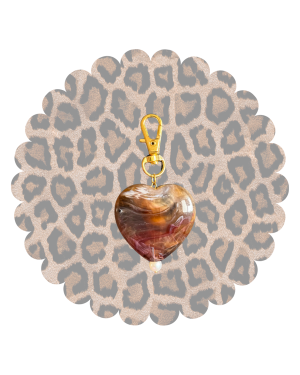 Charm - handmade hart bruin