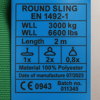 Typenschild einer Rundschlinge EN 1492-1 mit WLL 3000 kg, Länge 2 m, Material Polyester, Herstellungsdatum und Sicherheitsangaben.