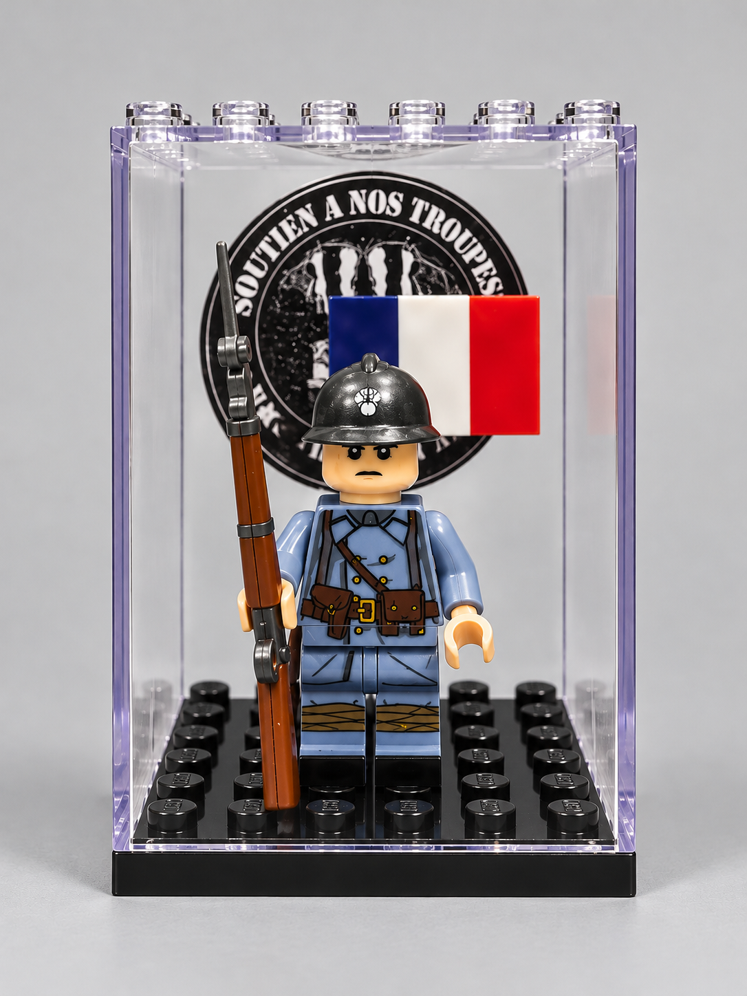 Figurine Poilu Français 1914-1918 avec Drapeau Tricolore – Première Guerre mondiale – Brothers in Arms