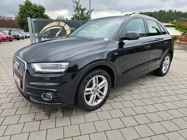 Audi Q3 2.0 TDI quattro / S Line / Automatik