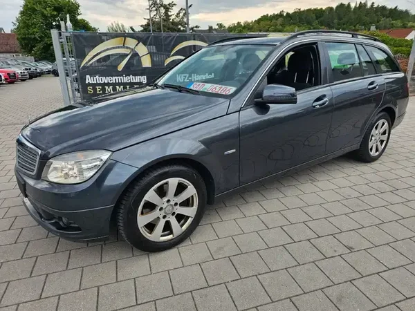 Mercedes-Benz C 180 CGI T Modell/ Automatik