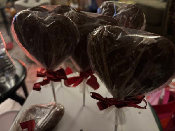 Pat's Lil Chocolate Hearts Lollipops