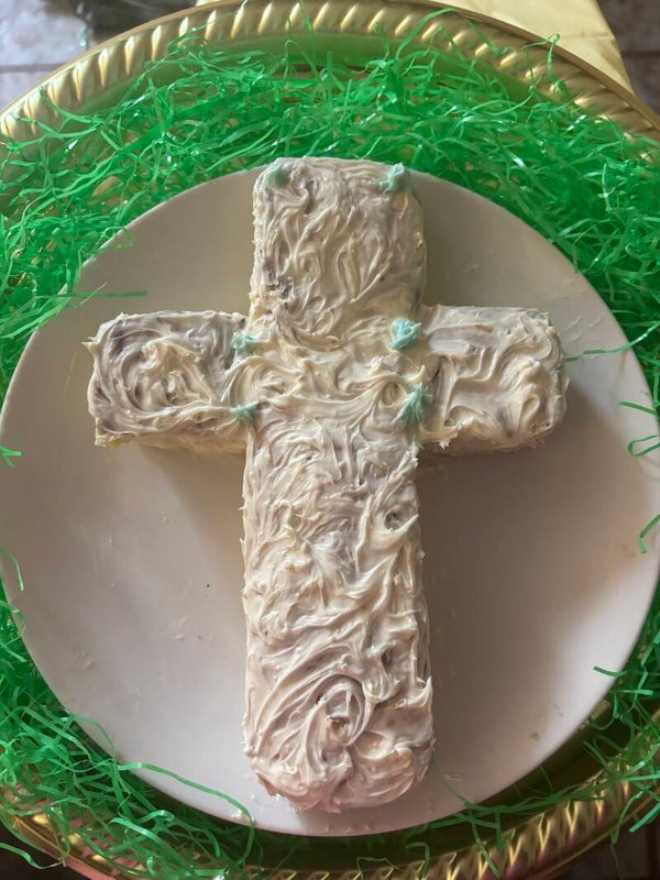 Pat's Lil Cross Cake