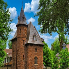 schloss-schellenberg-3-1-_-standard.jpg