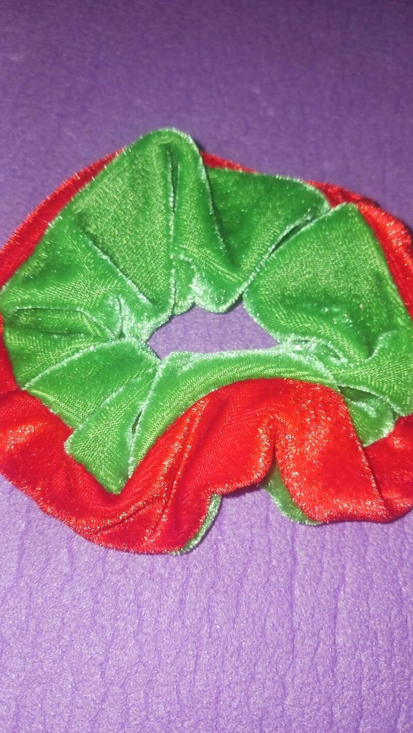 Christmas bobbles &clip bundle 2