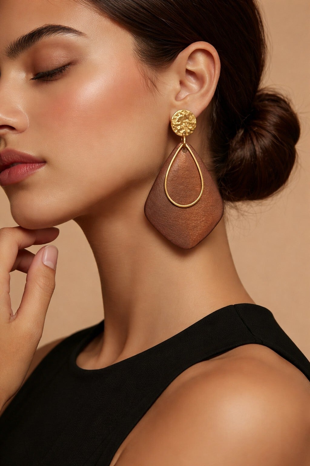 Nayva _ boucles d’oreilles en bois et acier inoxydable