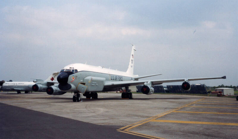 RC135U 64-14847/OF 55RW (1)