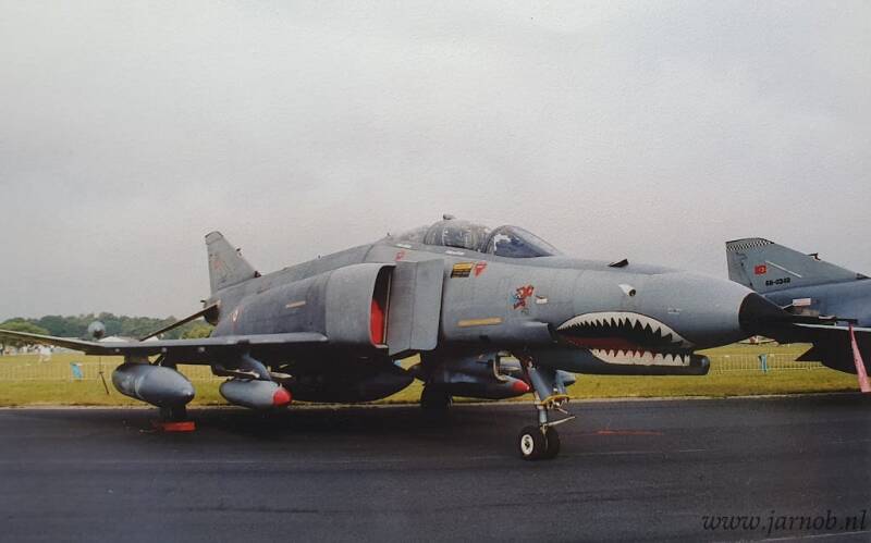 F4E-2020 67-03476 112Filo (a)