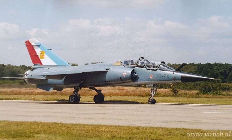 Mirage F1B 509/33-FX EC3/33 (a)