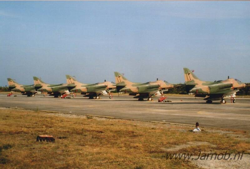 A4SU 928 942 941 957 938 150sq