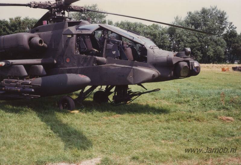 AH64A 87-0505 3-227AVN (2)