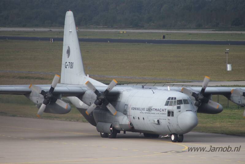 c130hg781334sqjpg.jpg