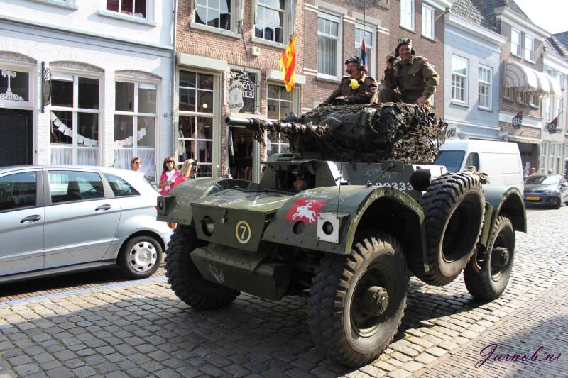 daimler-armored-car-001-standard.jpg