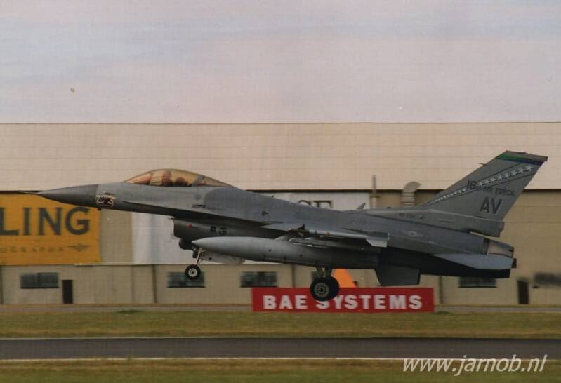 F16C 89-2016/AV 555FS 16th AFcom